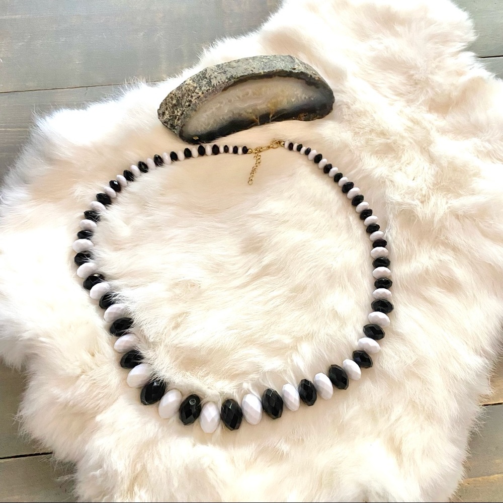 Black And White Beaded Necklace